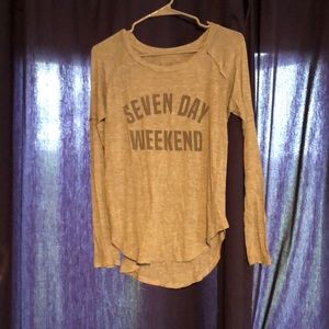 Long sleeve grey shirt